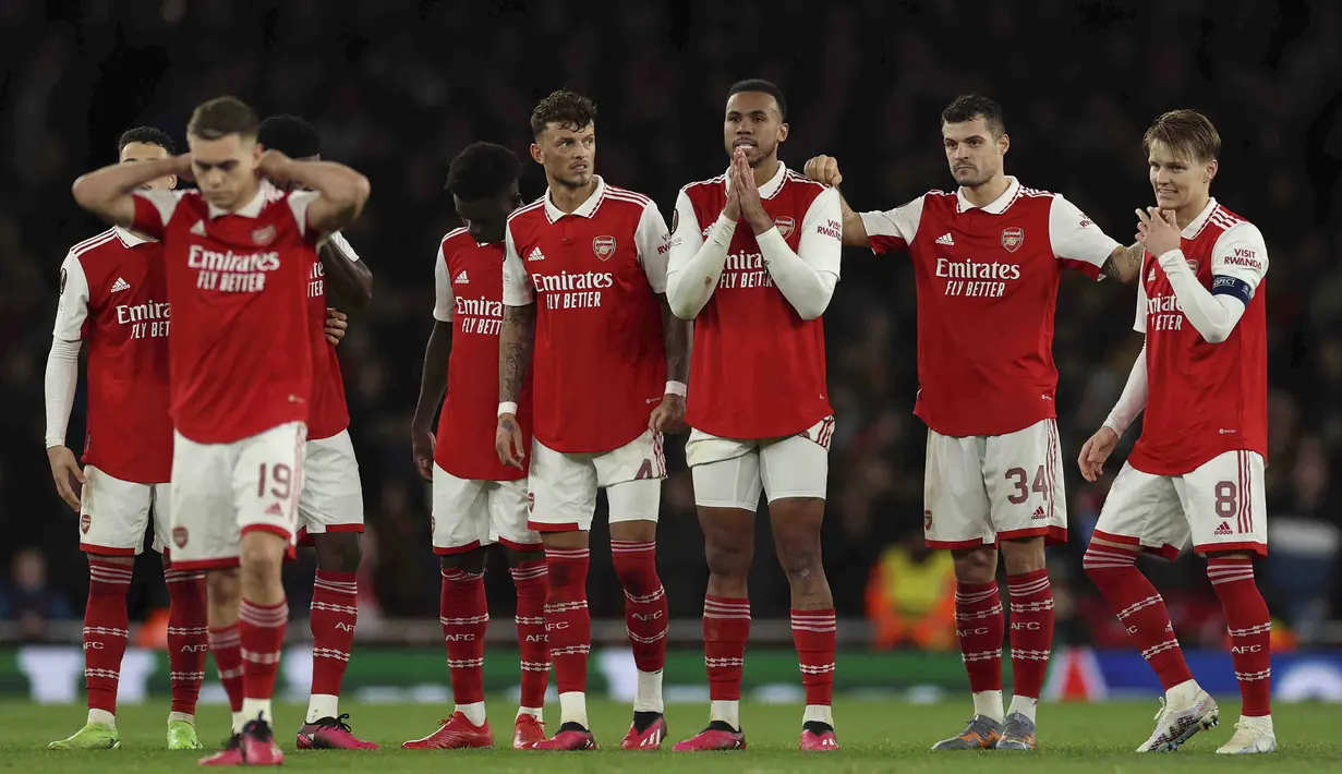 Dalam 6 musim terakhir, Arsenal tercatat 5 kali berlaga di kompetisi kasta kedua Eropa, yaitu di Liga Europa. Dari 5 kali keikutsertaan The Gunners, tim Meriam London selalu gagal finis menjadi juara meski sempat satu kali tampil di partai final. Berikut ini 5 tim yang mampu menyingkirkan Arsenal di ajang Liga Europa. (AP Photo/Ian Walton)