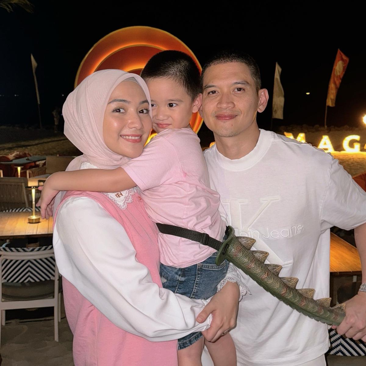 Potret Ultah ke-4  Athar Anak Citra Kirana dan Rezky Adhitya