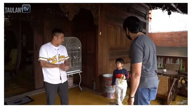 7 Potret Rumah Irfan Hakim, Berkonsep Joglo dan Punya Akuarium Raksasa
