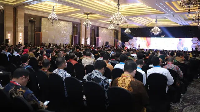 Menteri Pendayagunaan Aparatur Negara dan Reformasi Birokrasi (PANRB) Abdullah Azwar Anas saat hadir di acara  Sistem Pemerintahan Berbasis Elektronik (SPBE) Summit 2023 di Jakarta, Senin (20/3/2023).
