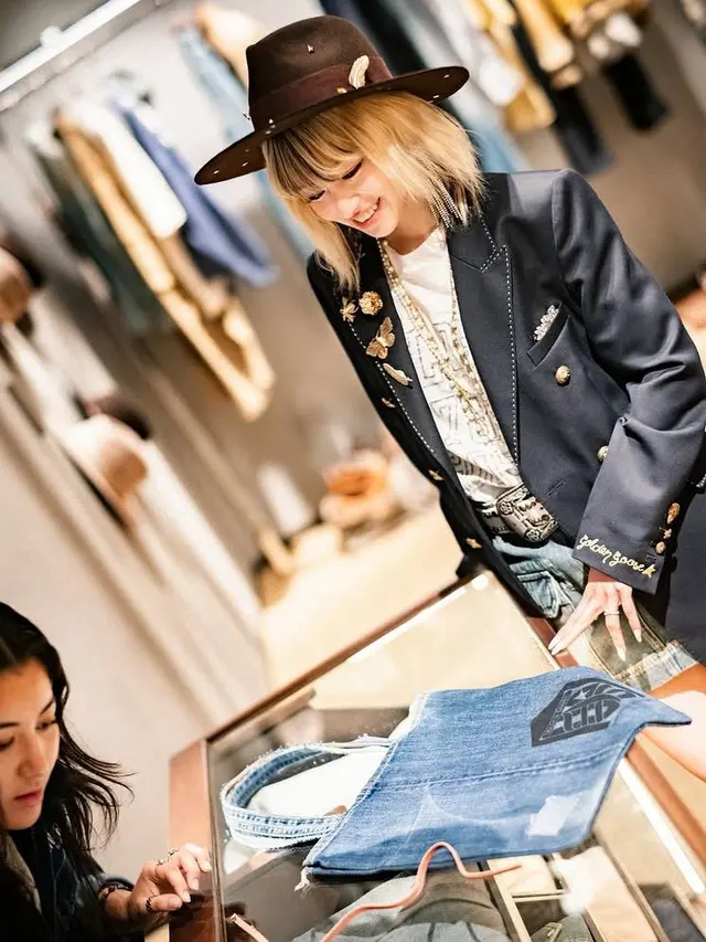 Brand Sepatu Estetika 'Lusuh' Golden Goose Resmi Hadir di Indonesia, Buka Gerai Pertama di Plaza Senayan