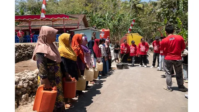 Lautan Berlian memberikan bantuan penyediaan air bersih dan sanitasi bagi warga Desa Ngandongrejo, Kecamatan Paranggupito, Kabupaten Wonogiri, Jawa Tengah.