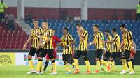 Timnas Malaysia beranjak keluar dari masa suram sejak ditangani Ong Kim Swee. (Bola.com/FAM)