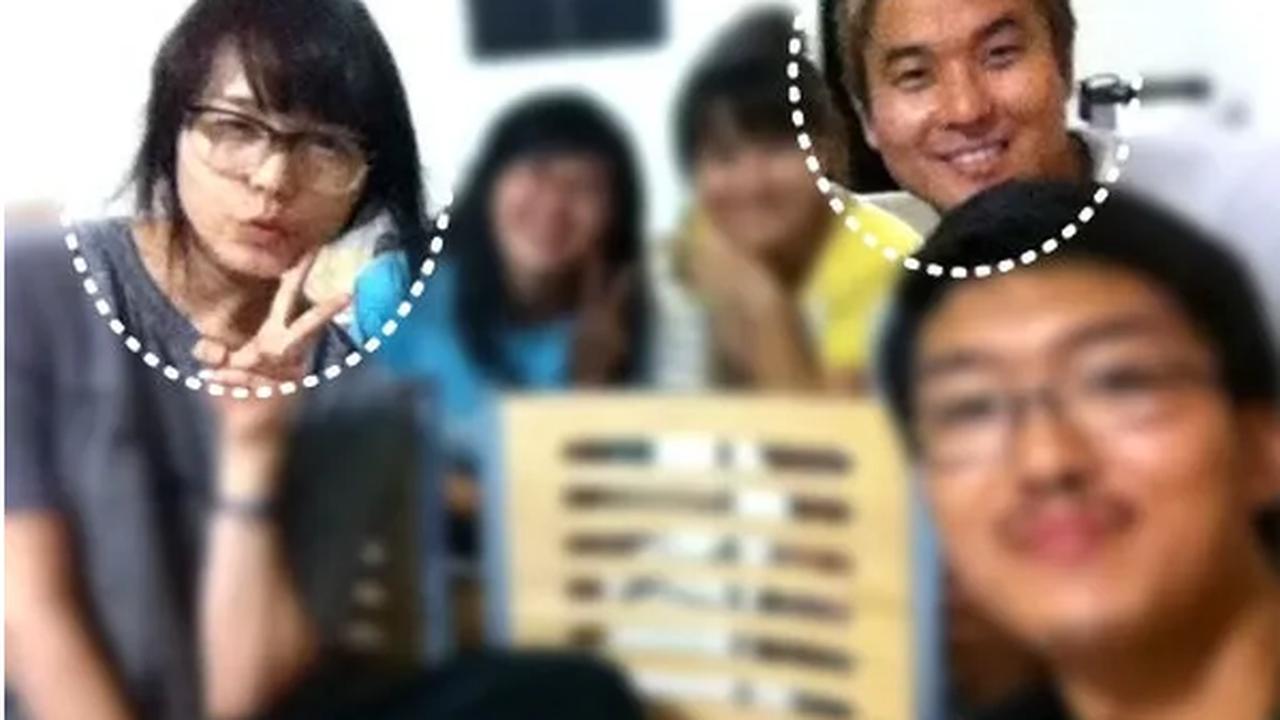 Sunye dan tunangannya, tampak cocok? Â©soompi.com