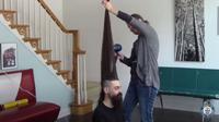 Josep Grisamore cetak Guinness World Records karena rambut Mohawknya terpanjang di dunia (Dok.YouTube/Guinness World Records)