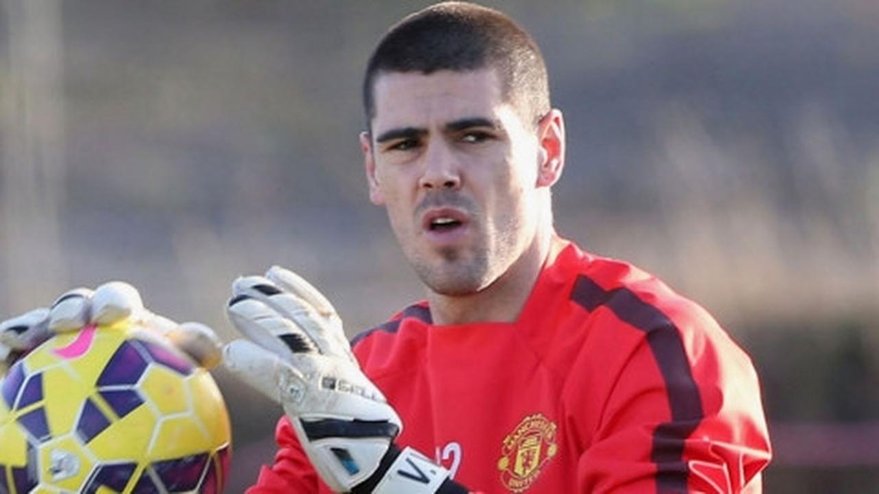Tiga klub Turki berebut tampung Victor Valdes
