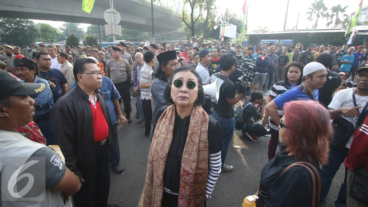 20160901-Bentrokan Rawajati-Jakarta-Ratna Sarumpaet -IA