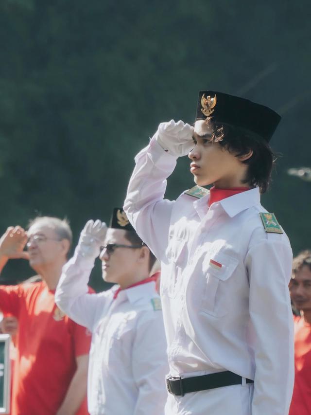 Noah Sinclair jadi pemimpin upacara (Instagram/@itsmebcl)