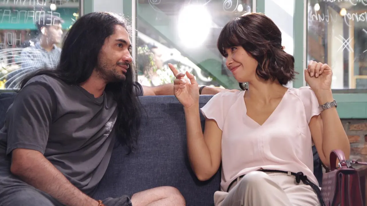 Reza Rahadian sebagai Tristan. (Foto: Dok. Instagram @film_tokobarangmantan)