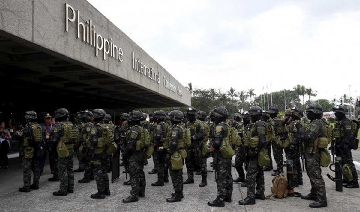 Jaga APEC agar aman, Filipina kerahkan tank dan senjata anti pesawat