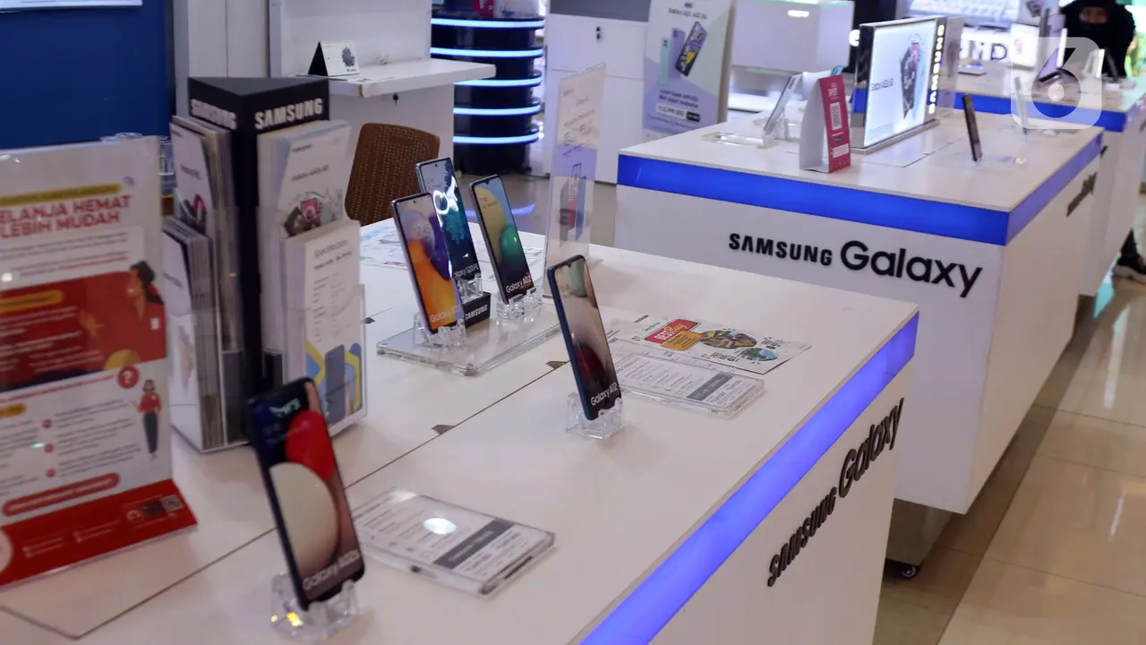 FOTO: Penjualan Ponsel 5G Alami Peningkatan