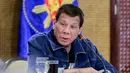 Presiden Filipina Rodrigo Duterte menyampaikan pidato di Istana Presiden Malacanang, Manila, Kamis (12/3/2020). Penyebaran virus corona COVID-19 di Filipina telah mencapai 52 kasus, dua meninggal. (Richard Madelo/Malacanang Presidential Photographers Division via AP)