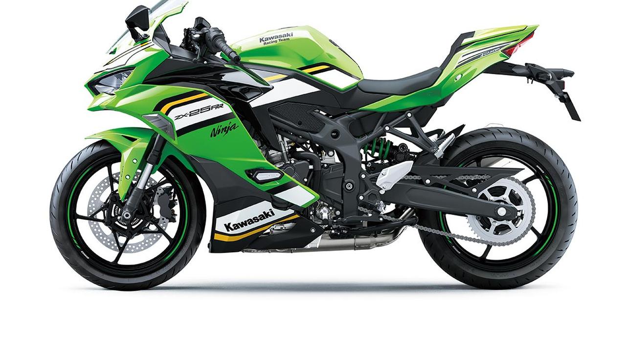 Kawasaki Hadirkan ZX-25RR dengan Livery WSBK, Dibanderol Rp 113,5 Juta