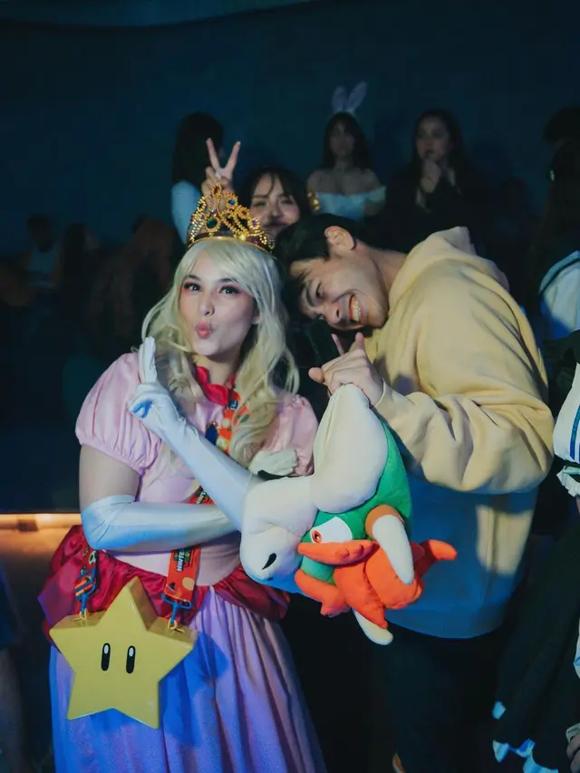 Potret Chelsea Islan Rayakan Ultah ke-28 Bertema Princess Peach
