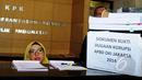 Sebuah kardus berisi dokumen bukti dugaan korupsi APBD DKI 2014 yang akan diserahkan ke KPK, Jakarta, Kamis (26/3/2015). ICW membawa tiga kardus yang berisi dokumen terkait dugaan korupsi penggunaan APBD pada tahun 2014. (Liputan6.com/Yoppy Renato)
