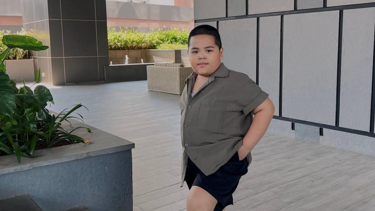 Masih Ingat Tatan Bocah Lucu yang Viral di Stiker WhatsApp? Begini Penampilannya Sekarang
