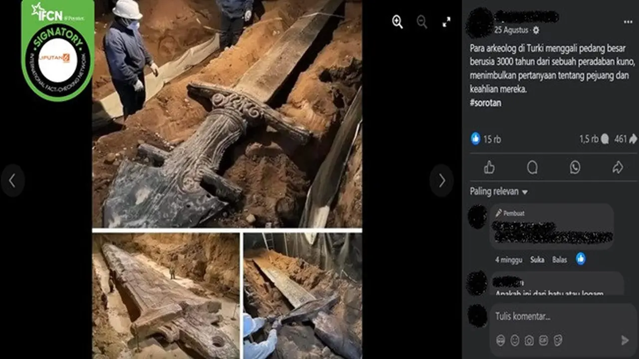 Gambar tangkapan layar foto yang diklaim penemuan pedang raksasa berusia 300 tahun di Turki. (sumber: Facebook)