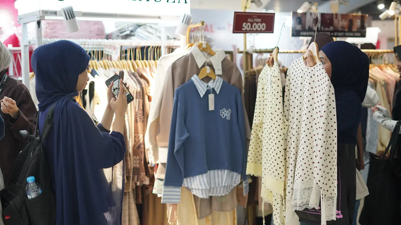 Polkadot hingga Apron Lace, Ini Tren Modest Wear yang Sedang Digemari Perempuan Indonesia