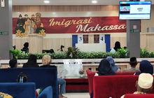 Kurs Dolar Sentuh Rp18.195, Imigrasi Makassar Catat 4.420 Warga Urus Paspor