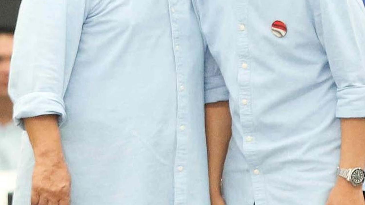 Deklarasi ini dilakukan sebelum keduanya mendaftarkan diri sebagai pesangan capres-cawapres ke Komisi Pemilihan Umum (KPU).