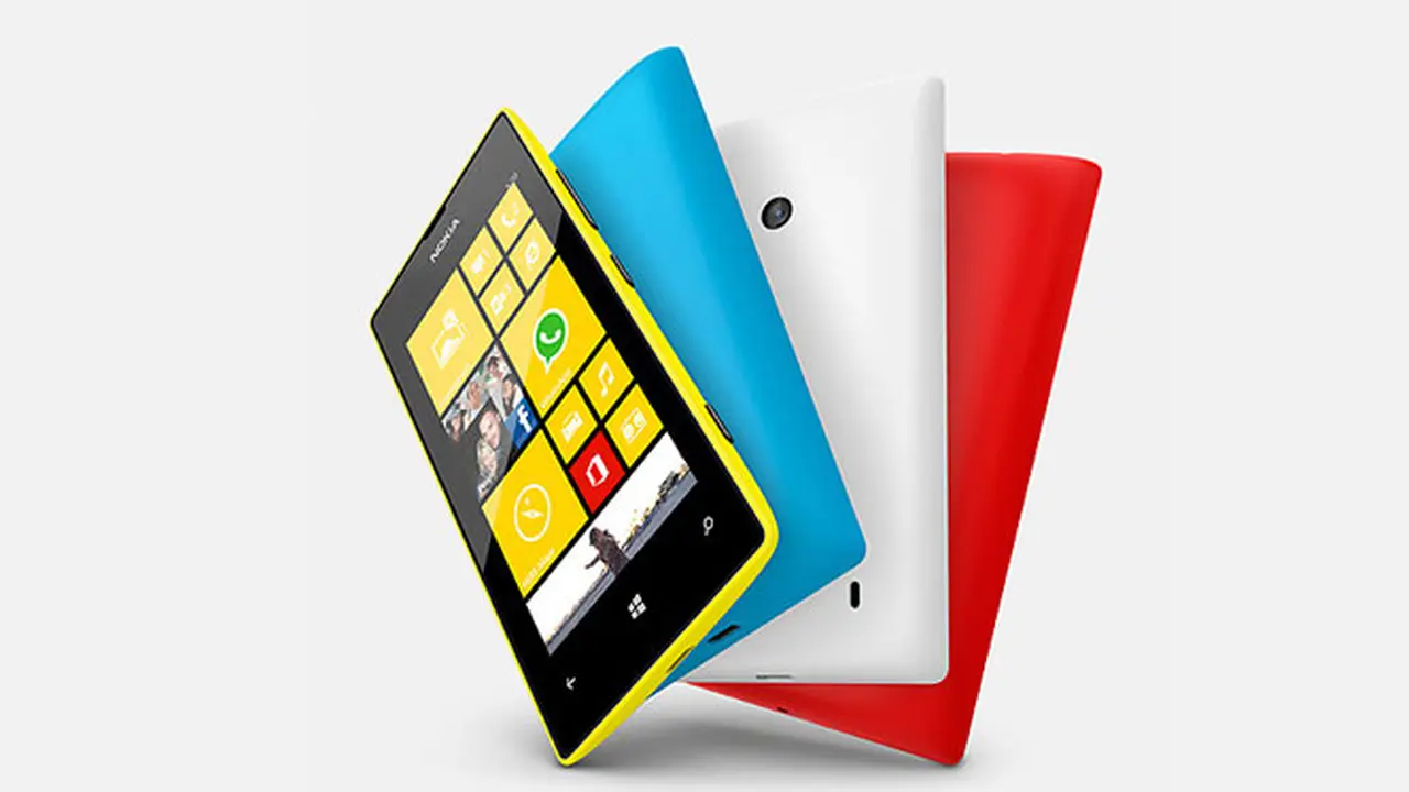 lumia-520-130929b.jpg
