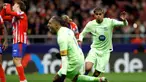 Penyerang Barcelona, Lamine Yamal (kanan) saat mencetak gol ketiga bagi timnya pada pertandingan pekan ke-28 La Liga 2024/2025 melawan Atletico de Madrid di Stadion Metropolitano, Madrid, 16 Maret 2025 waktu setempat atau Senin (17/3/2025) dini hari WIB. (OSCAR DEL POZO/AFP)