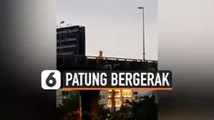 vertical patung