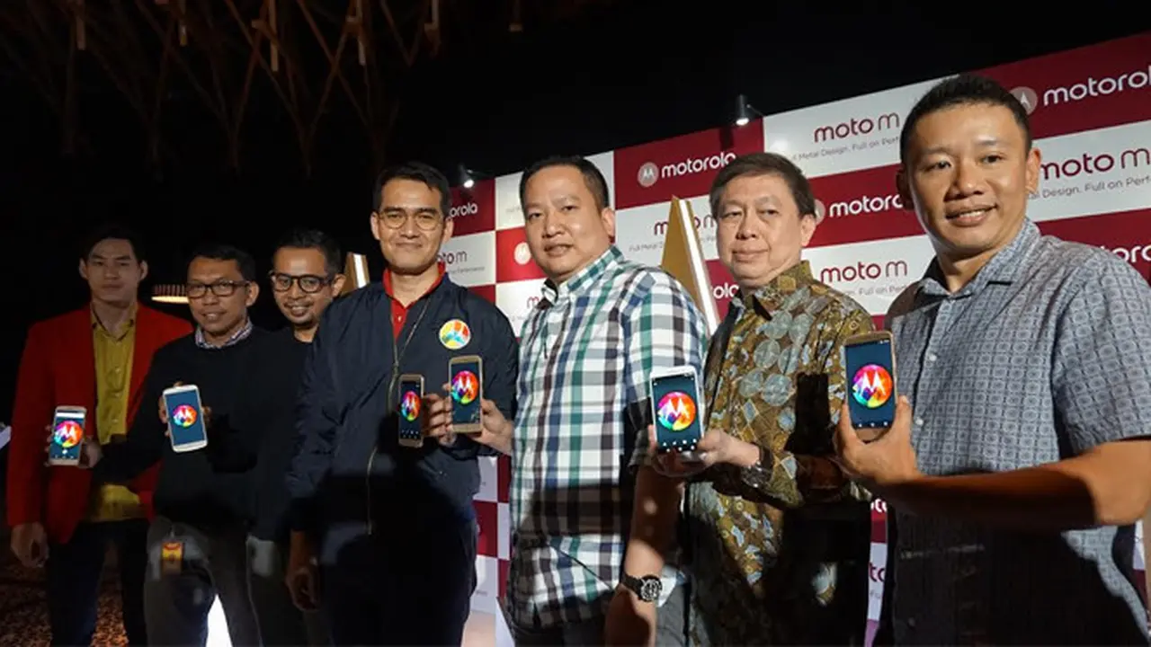 Moto M