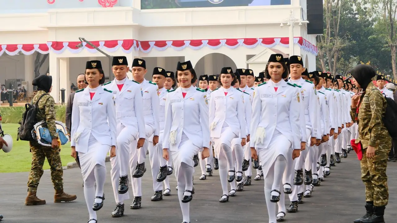 Sunscreen Andalan Paskibraka Nasional Putri untuk Jaga Kulit Sehat Selama Bertugas,
