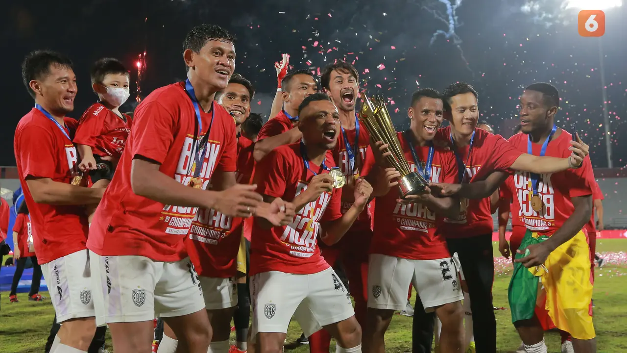 Foto: Gelar Back to Back Bali United Makin Manis dengan Kemenangan atas Persik Kediri di Laga Penutup BRI Liga 1 Musim 2021 / 2022