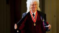 Brian May Gitaris Queen Dapat Gelar Kebangsawanan dari Raja Charles III,