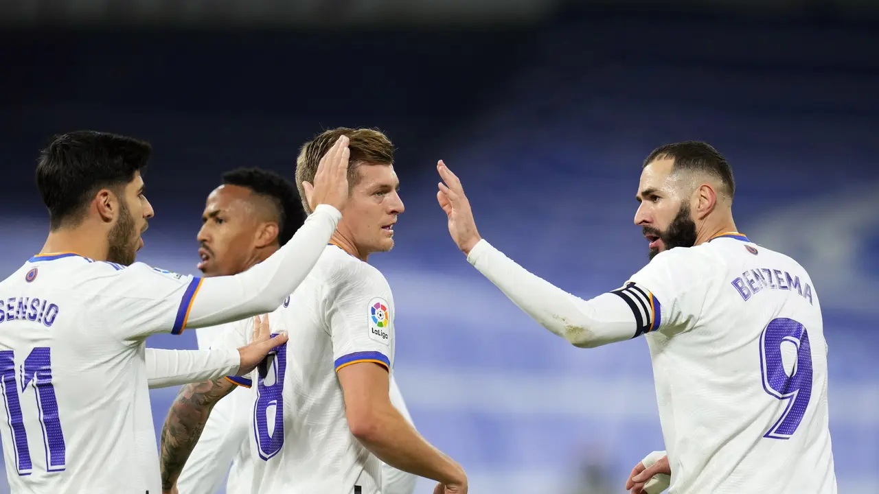 Selebrasi pemain Real Madrid saat melawan Sevilla di La Liga