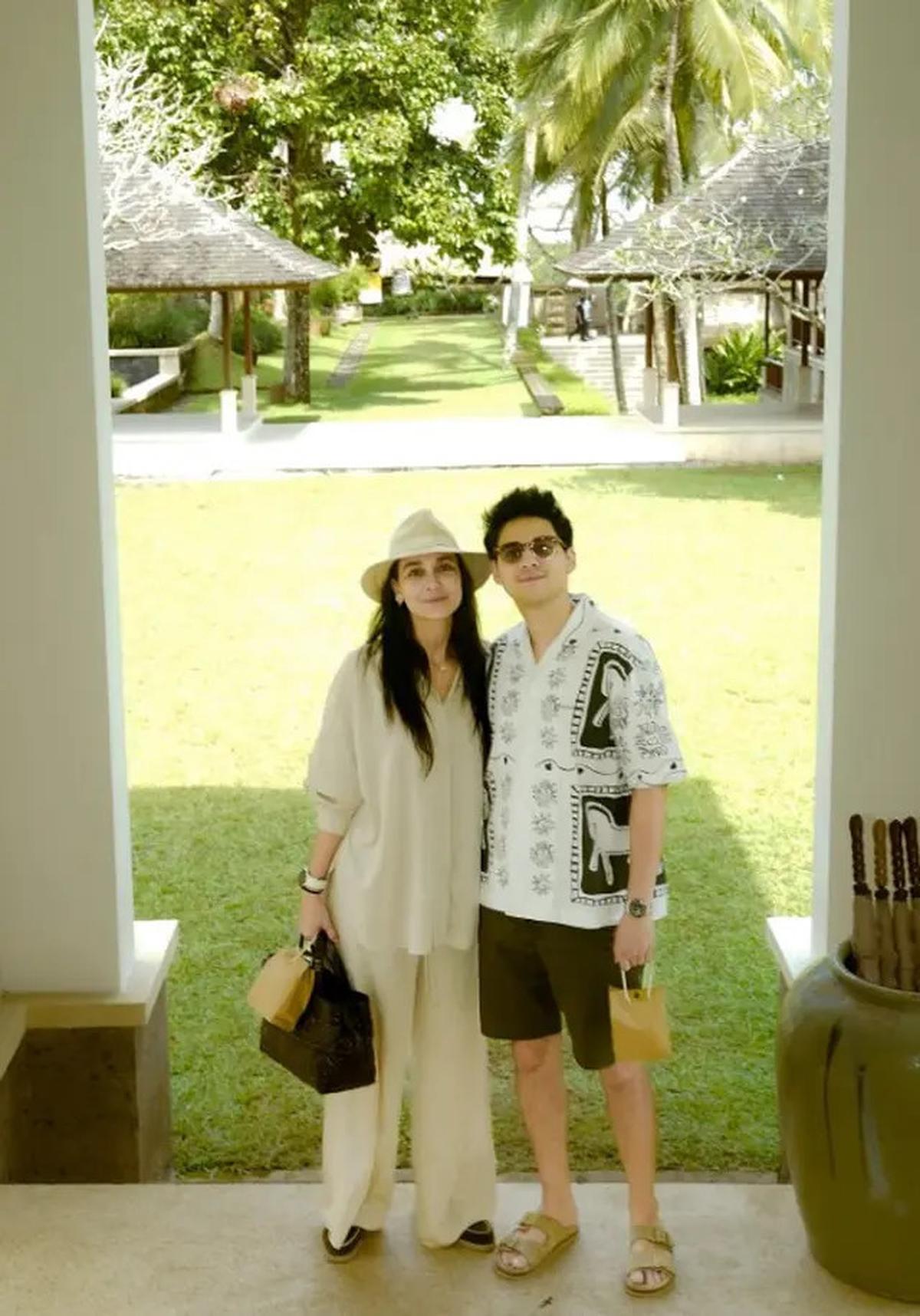 Outfit Luna Maya dengan Nuansa Beige, Simpel dan Chic di Momen Satu Bulan Pernikahannya