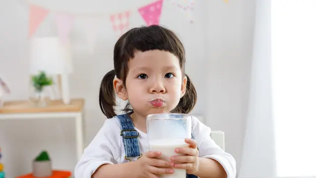 Mengenal Alergi Susu Sapi pada Si Kecil, Bagaimana Cara Meningkatkan Daya Tahan Tubuhnya?
