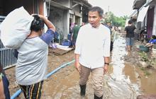 Dampak Tanggul Jebol, 8 Desa dan Ratusan Rumah Warga Cirebon Terendam Banjir