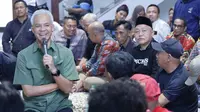 Calon presiden 2024, Ganjar Pranowo, menemui ratusan nelayan dari berbagai wilayah Indonesia di Patra Kuningan Jakarta, Minggu (10/12/2023) (Istimewa)