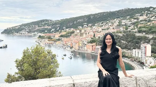 Donna Harun punya rambut sehat (Instagram/donnaharunofficial)