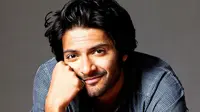 Ali Fazal Promosikan Film Fast &amp; Furious 7 di F1 Malaysia