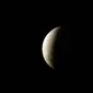 Gerhana bulan sebagian atau parsial terlihat dari Asuncion, Paraguay, Jumat dini hari (19/11/2021). Gerhana bulan yang diamati pada tanggal 18 dan 19 November di berbagai wilayah dunia ini merupakan gerhana parsial yang terpanjang pada abad ini. (AP Photo/Jorge Saenz)