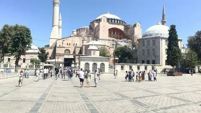 Pasha Tour