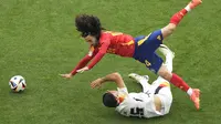 Jelas-Jelas Cucurella Handsball, Ini Alasan Kenapa Wasit Anthony Taylor Enggak Kasih Jerman Penalti