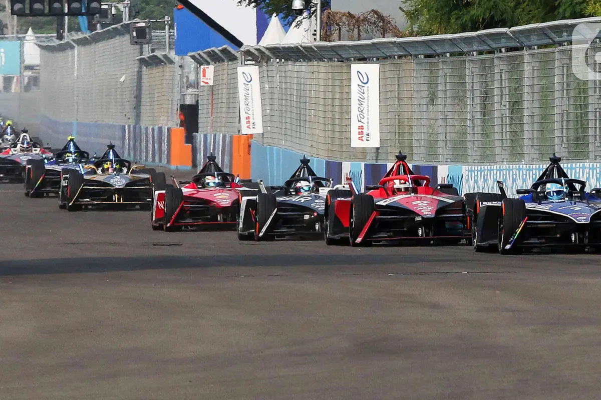 Pembalap Maximilian Gunther Kuasai Seri 11 Formula E Jakarta 2023