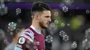 <p>Liverpool mempunyai selisih satu poin dari Aston Villa yang berada pada urutan kelima klasemen Liga Inggris dengan raihan 54 poin dari 33 laga. (AP Photo/Alastair Grant)</p>