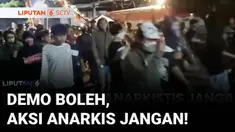 Massa aksi kian anarkistis, rumah Menteri Keuangan, Sri Mulyani juga digeruduk dan barang-barang pribadinya dijarah.
