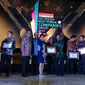 PT Surya Citra Media Tbk (SCMA) menerima penghargaan sebagai Indonesia Excellent Public Company 2018, kategori Trade, Services and Investment di Jakarta, Selasa (31/7/2018). Foto: Liputan6.com/Maulandy