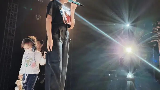 Tampilan Terbaru Zalina Anak Raisa dan Hamis Daud