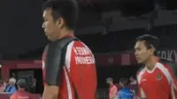 Ganda putra Indonesia Mohammad Ahsan/Hendra Setiawan bersaing di Olimpiade Tokyo 2020. (Tangkapan Vidio)