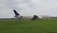 Pesawat Saudi Airlines mendarat darurat di Bandara Kualanamu usai mendapat teror bom