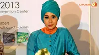 Menabung, Persiapan Zaskia Mecca Keliling Dunia