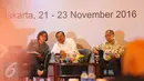 Menkeu Sri Mulyani bersama Jaksa Agung M Prasetyo dan Ketua KPK Agus Rahardjo menghadiri rapat koordinasi di Jakarta, Senin (21/11). Rakor tersebut membahas mengenai pemulihan aset hasil tindak pidana korupsi (Tipikor). (Liputan6.com/Angga Yuniar)
